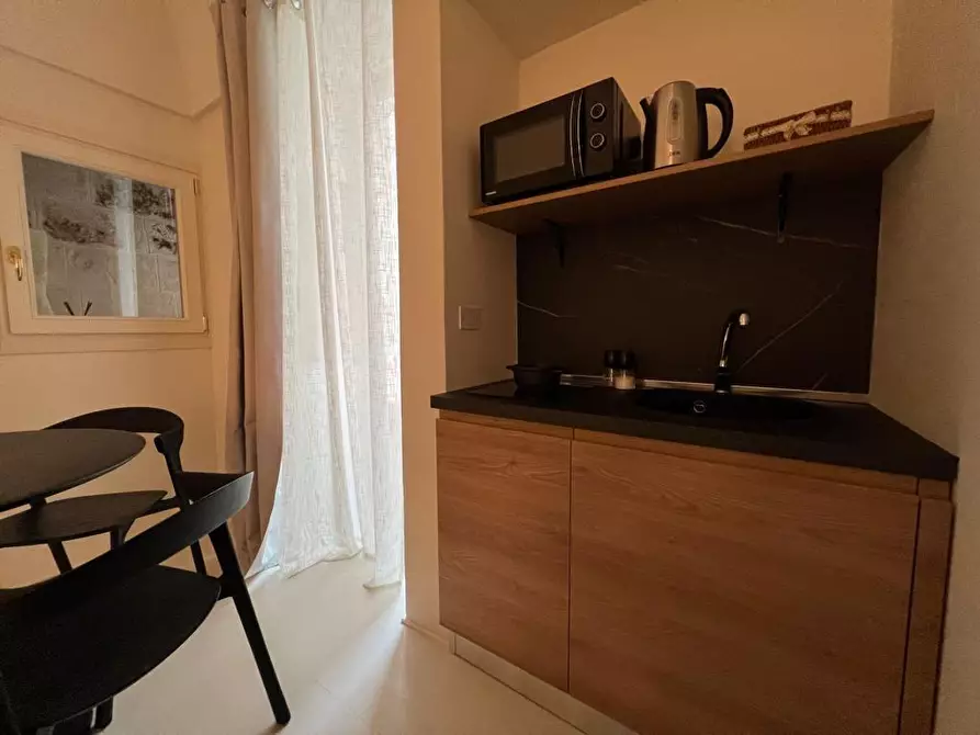 Immagine 9 di Casa indipendente in vendita  in Via Luigi Indelli a Monopoli