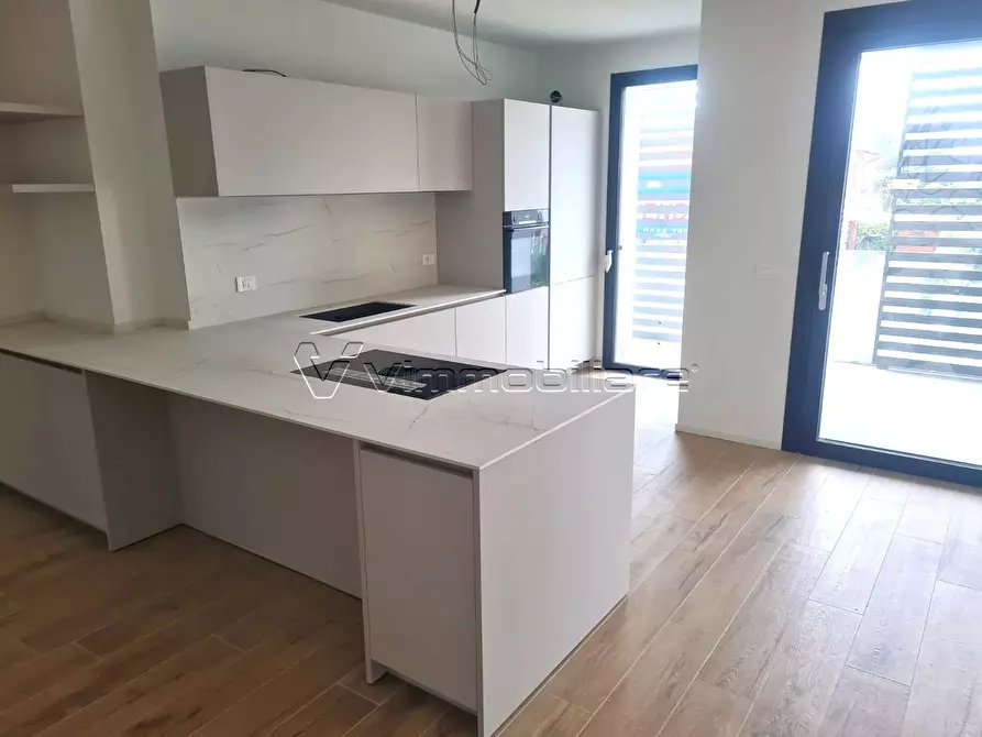 Immagine 12 di Quadrilocale in vendita  in Via Tiepolo a Noventa Vicentina