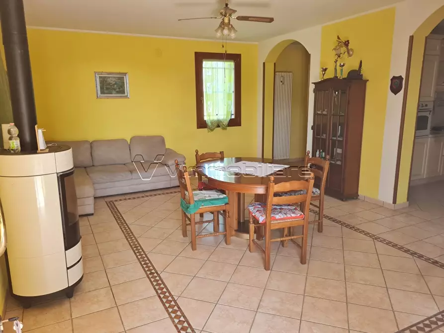 Immagine 10 di Casa indipendente in vendita  a Poiana Maggiore
