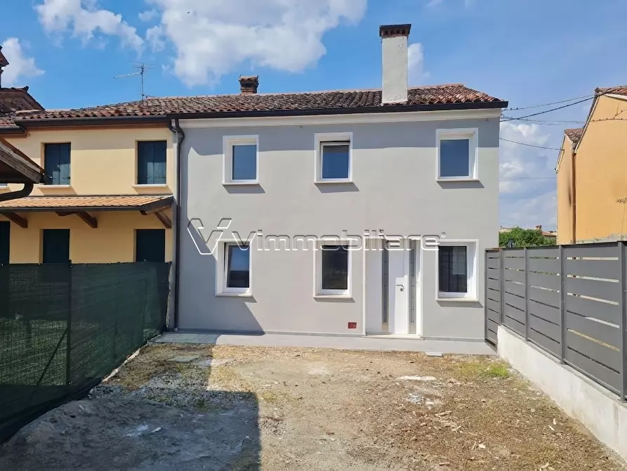 Immagine 2 di Casa bifamiliare in vendita  in Via Croce di Pietra 26 a Noventa Vicentina
