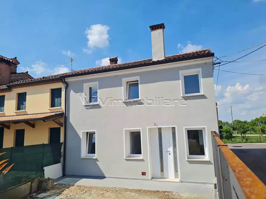 Immagine 3 di Casa bifamiliare in vendita  in Via Croce di Pietra 26 a Noventa Vicentina