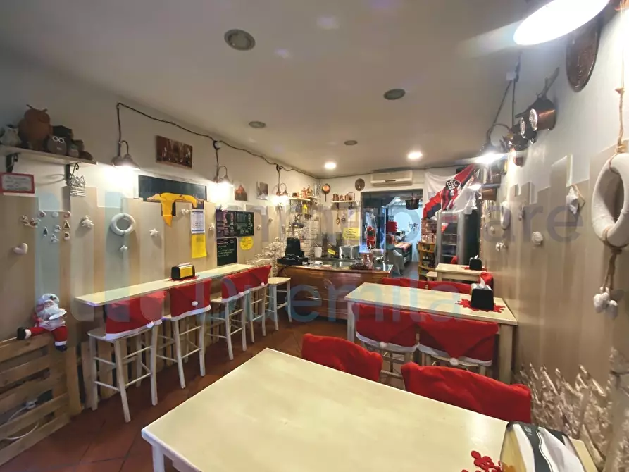 Immagine 2 di Attività artigianale in vendita  a Bologna