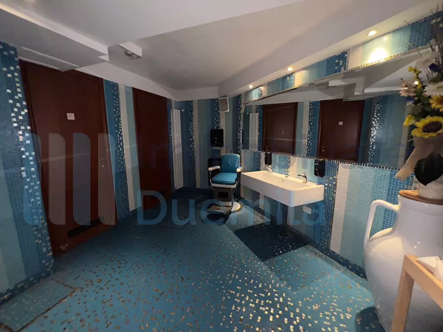 Immagine 38 di Bar / Ristorante in vendita  a Bologna