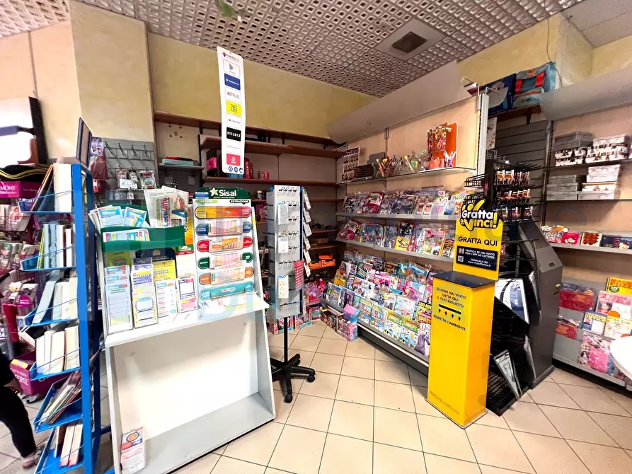 Immagine 12 di Tabaccheria in vendita  a Faenza