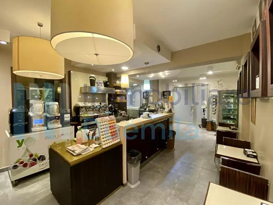 Immagine 3 di Bar / Ristorante in vendita  a Bologna