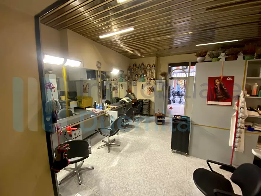 Immagine 6 di Attività artigianale in vendita  a Bologna