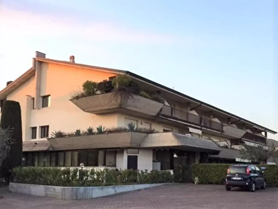 Immagine 3 di Bilocale in affitto  a Desenzano Del Garda