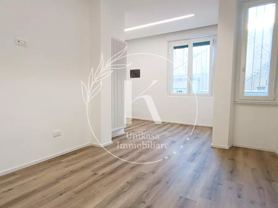 Immagine 12 di Trilocale in vendita  in Piazza Guglielmo Marconi a Savona