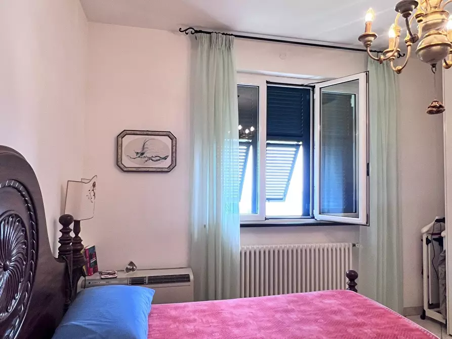 Immagine 54 di Villa in vendita  in Via Alla Strà a Savona