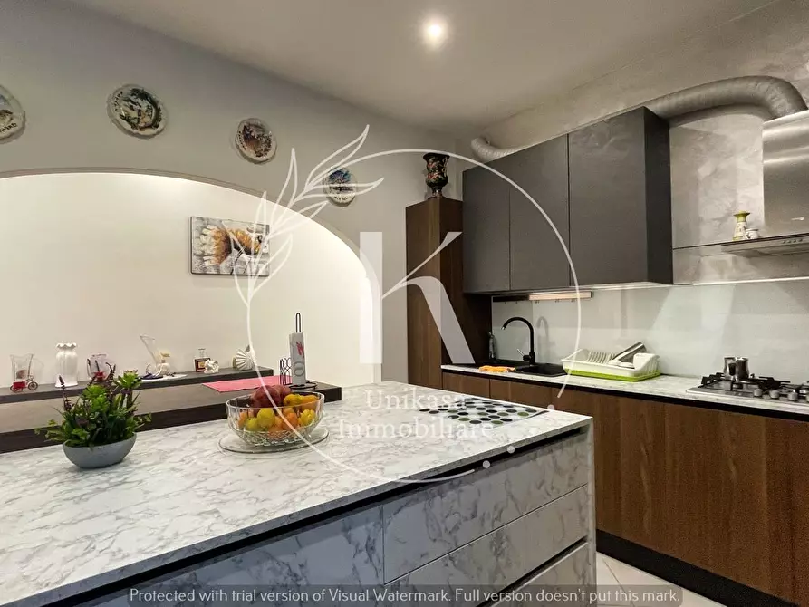 Immagine 8 di Pentalocale in vendita  in Via Antonio Gramsci 65 a Vado Ligure