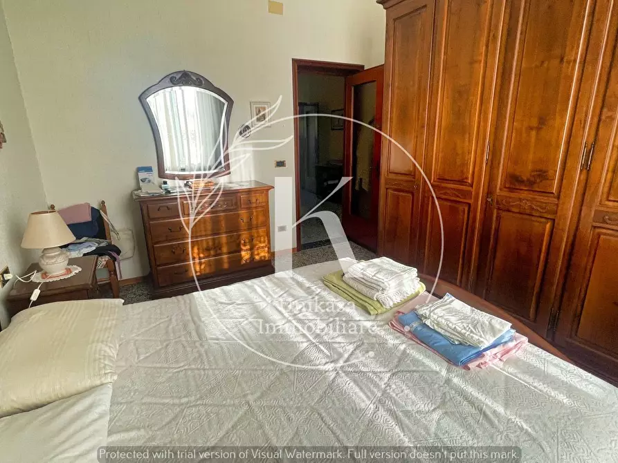 Immagine 5 di Quadrilocale in vendita  in Via Anton Giulio Barrili a Savona