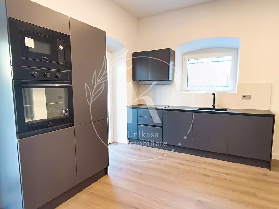 Immagine 11 di Trilocale in vendita  in Via Monturbano a Savona