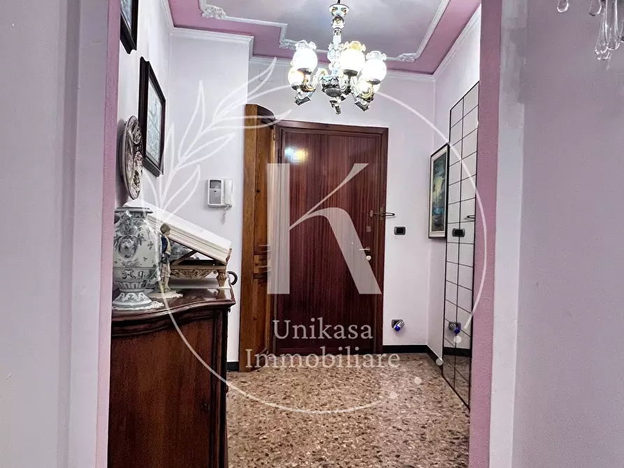 Immagine 12 di Pentalocale in vendita  in Corso Viglienzoni 6 a Savona