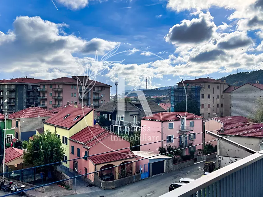 Immagine 1 di Quadrilocale in vendita  in Via Giobatta Brandini 13 a Quiliano