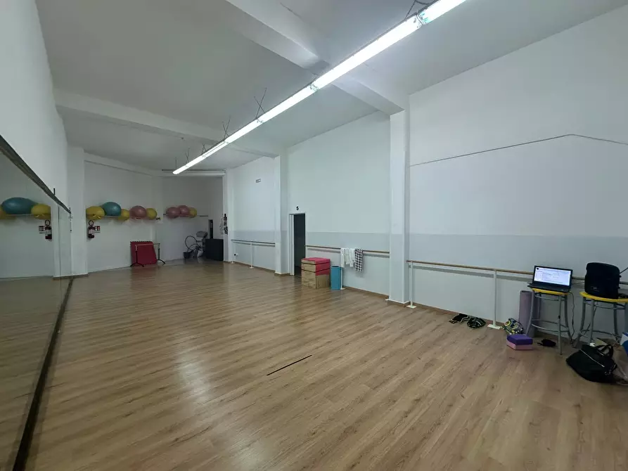 Immagine 15 di Bilocale in vendita  in Corso Giuseppe Mazzini a Ostuni