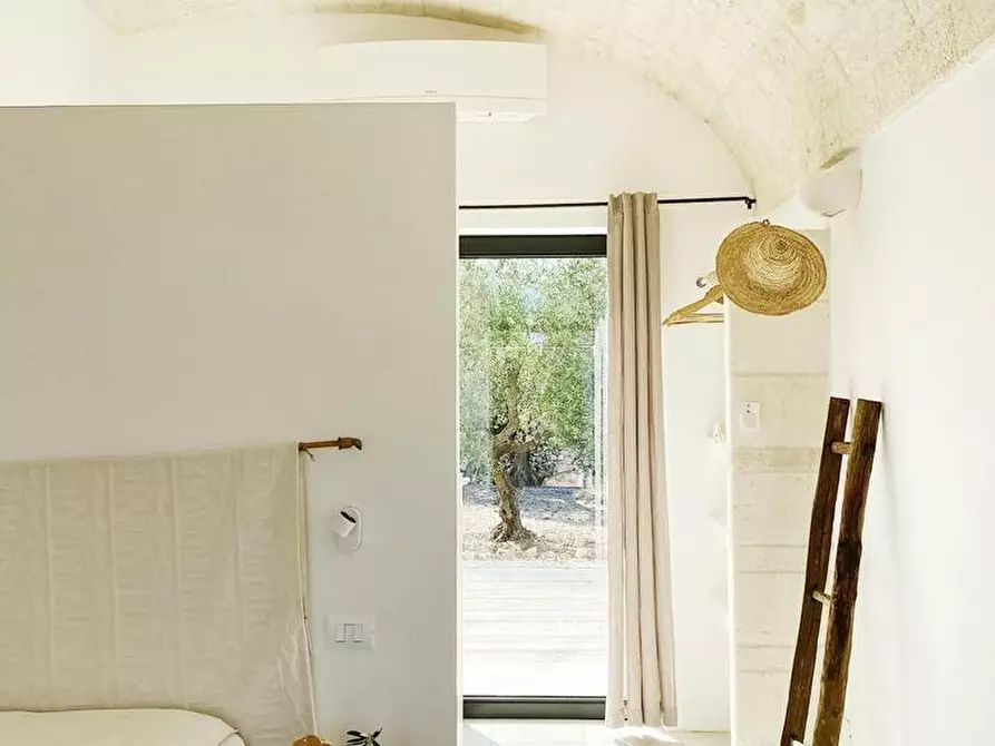 Immagine 12 di Villa in vendita  in Contrada Sorbole snc a Ostuni