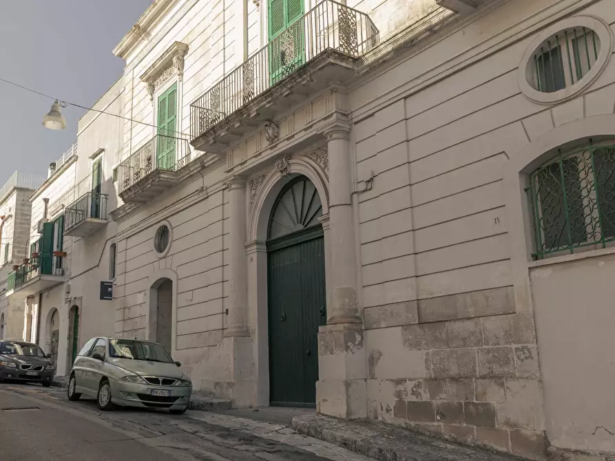 Immagine 1 di Palazzo in vendita  in Via Martiri di Kindu a Ostuni