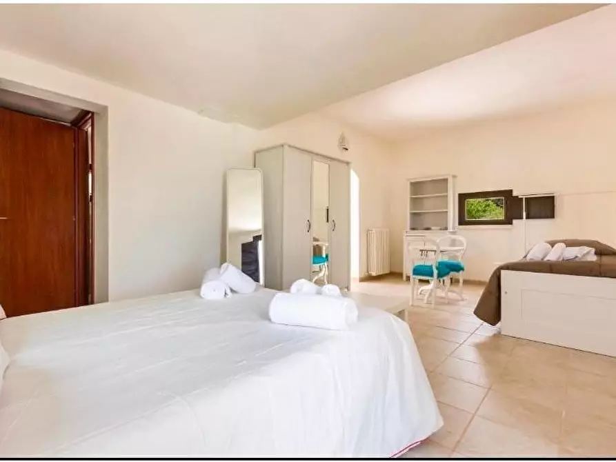 Immagine 21 di Villa in vendita  in Contrada Sessana snc a Ostuni