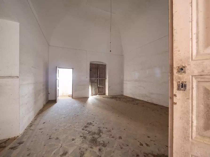 Immagine 32 di Rustico / casale in vendita  in Via Foggia 19 a Ostuni