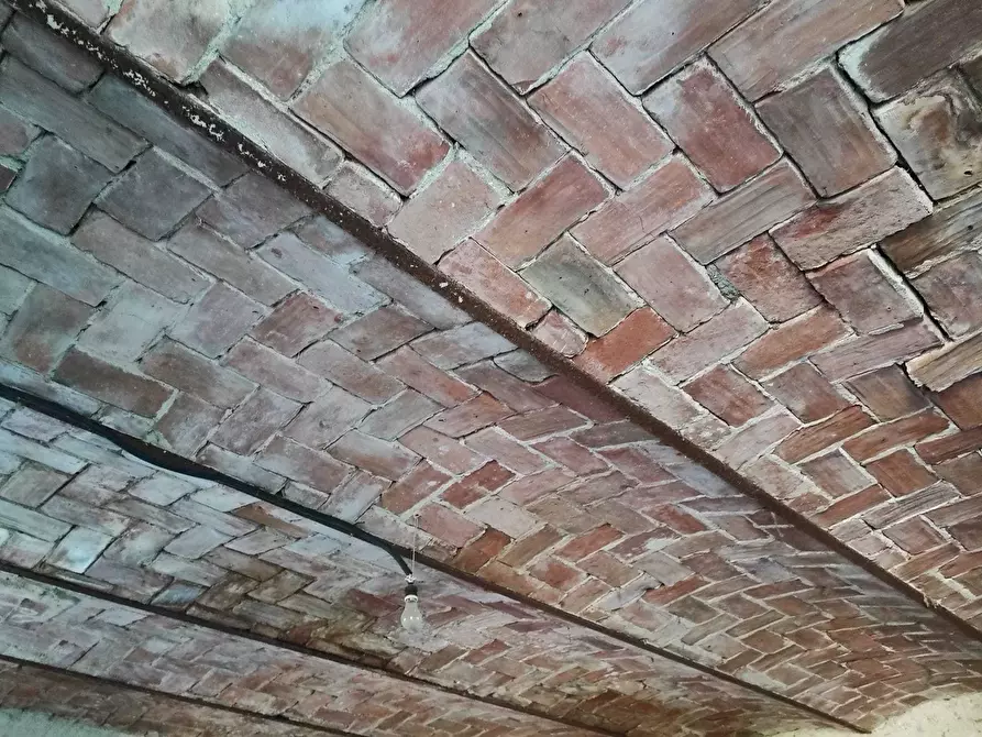 Immagine 6 di Rustico / casale in vendita  in Via al Castello 37 a Pareto