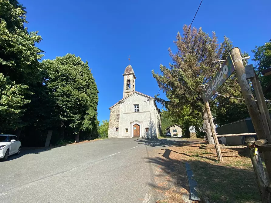 Immagine 2 di Casa semindipendente in vendita  in Strada Comunale 5 a Ponzone