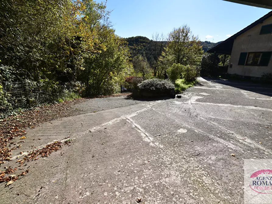 Immagine 22 di Villa in vendita  in Via Menacciano 1 a Pontinvrea