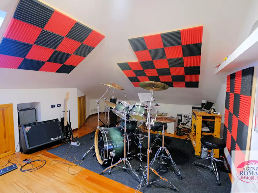 Immagine 37 di Villa in vendita  in Località Brigiola 6 a Sassello