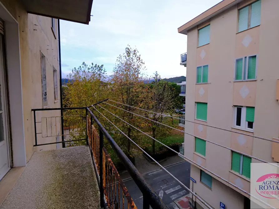 Immagine 6 di Trilocale in vendita  in Via Giuseppe Garibaldi 70 a Albisola Superiore