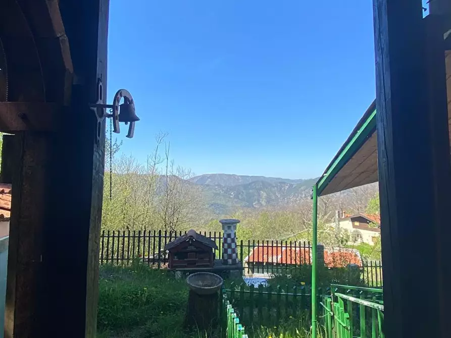 Immagine 25 di Casa indipendente in vendita  in Via delle Sorgenti 28 a Tiglieto