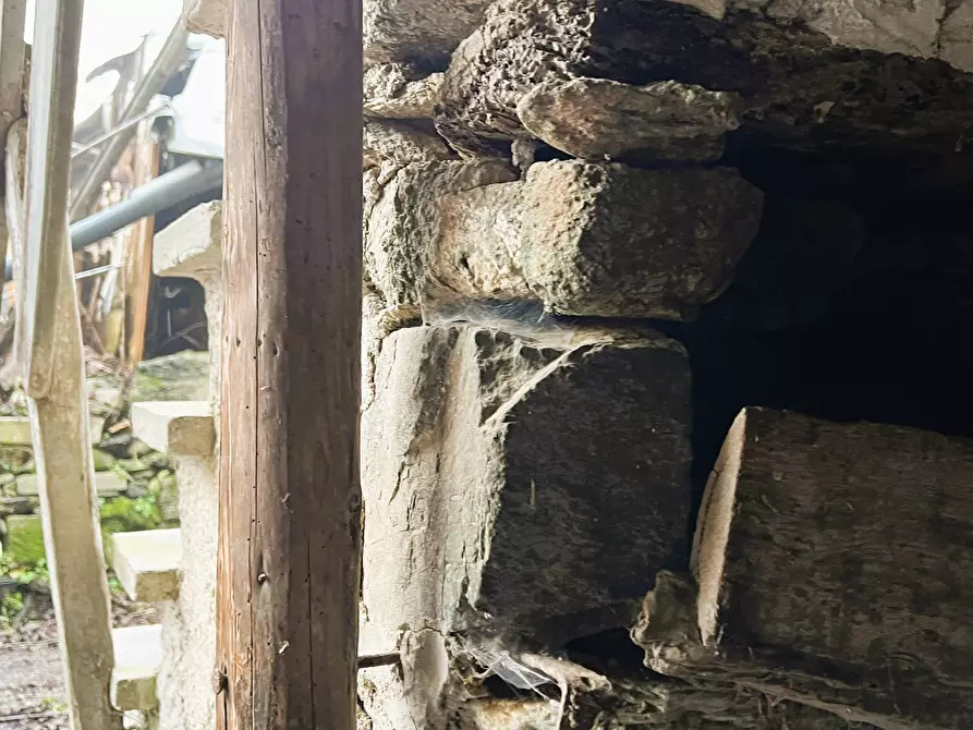 Immagine 22 di Casa indipendente in vendita  in Località Marrona 9 a Sassello