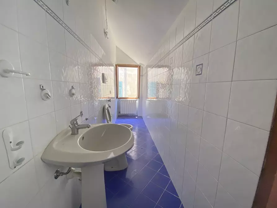 Immagine 15 di Trilocale in vendita  in Via dei Perrando 9 a Sassello