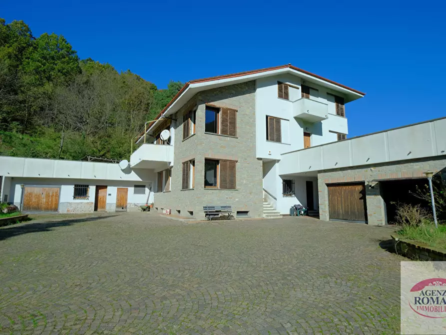 Immagine 3 di Villa in vendita  in Via Valle Gargassa 22 a Rossiglione