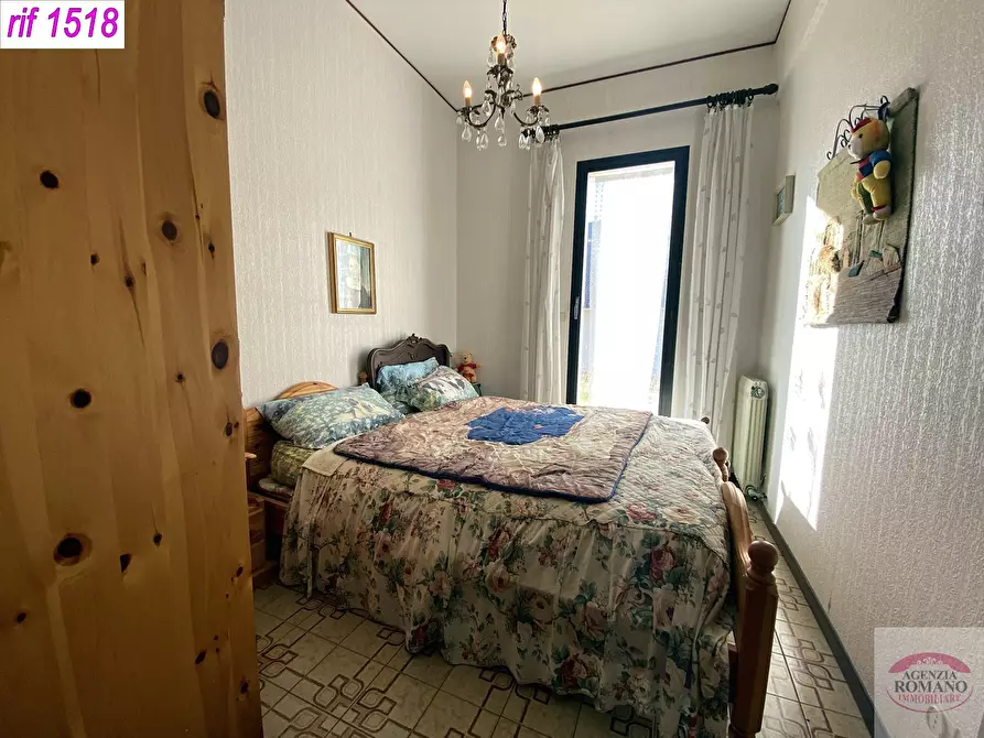 Immagine 24 di Appartamento in vendita  in SP49 41 a Urbe