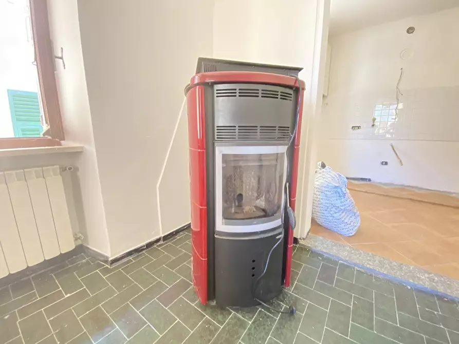 Immagine 10 di Trilocale in vendita  in Via dei Perrando 9 a Sassello