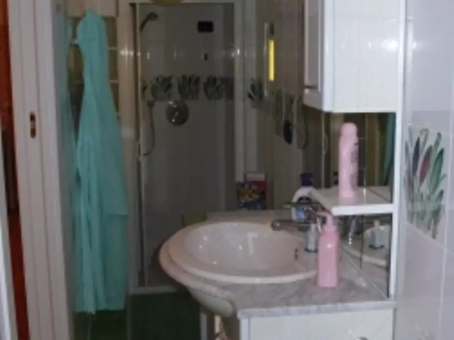 Immagine 12 di Porzione di casa in vendita  a Varazze