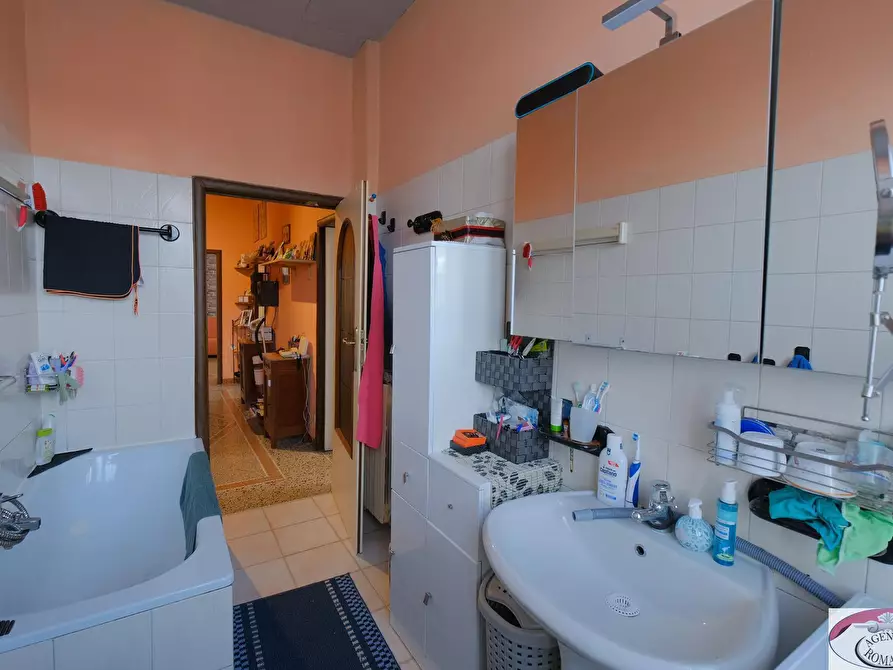 Immagine 17 di Appartamento in vendita  in Via Roma 49c a Sassello