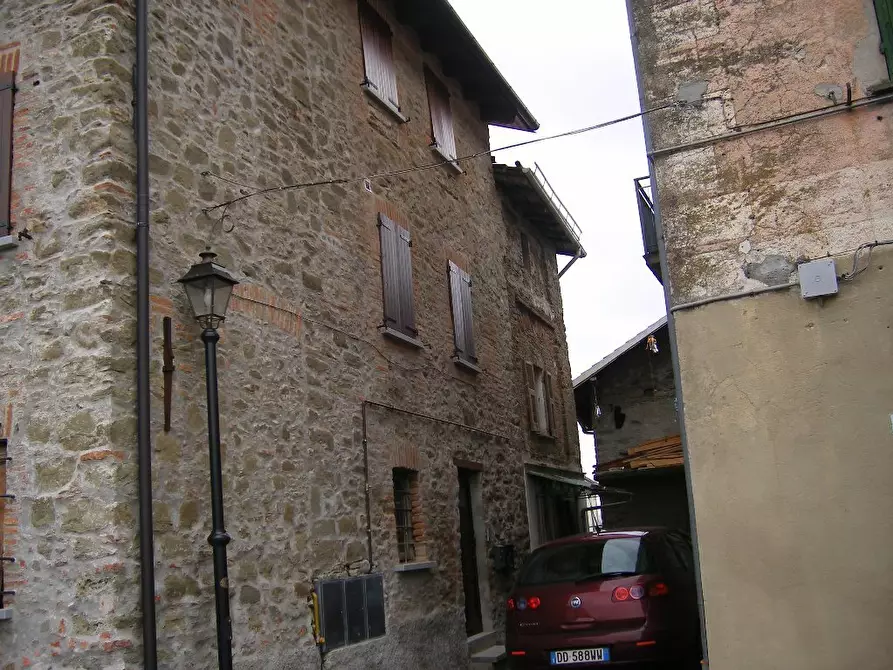 Immagine 12 di Appartamento in vendita  in Via Anlera a Mioglia