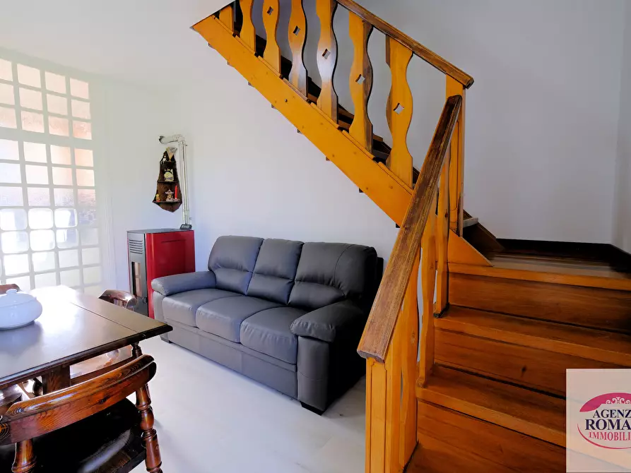 Immagine 14 di Trilocale in vendita  in Localita' Molana 27 a Sassello