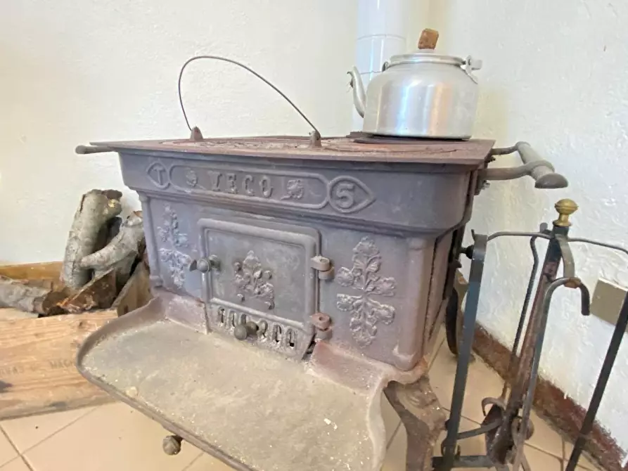 Immagine 12 di Rustico / casale in vendita  a Sassello