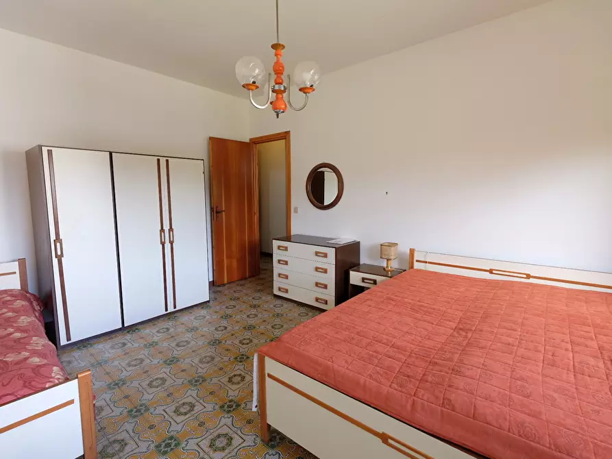 Immagine 12 di Trilocale in vendita  a Urbe