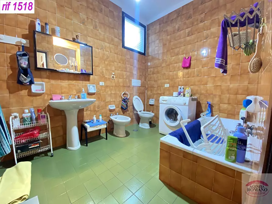 Immagine 27 di Appartamento in vendita  in SP49 41 a Urbe