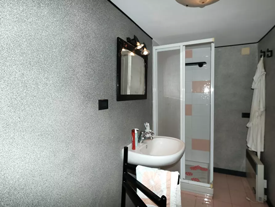 Immagine 31 di Rustico / casale in vendita  in Via Roma 50 a Mioglia