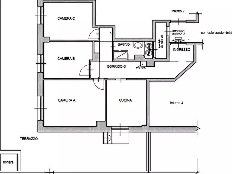 Immagine 2 di Pentalocale in vendita  in Via Apparizione 20 a Genova