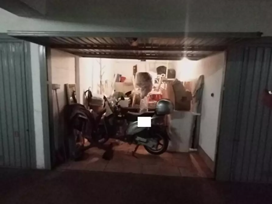 Immagine 10 di Bilocale in vendita  in Via dei Lauri 14 a Rapallo