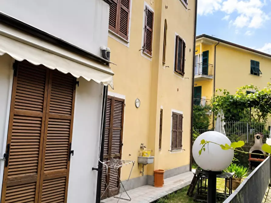 Immagine 6 di Quadrilocale in vendita  in Via Genova 488/D a La Spezia