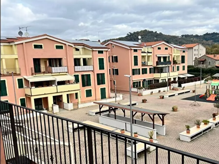 Immagine 3 di Quadrilocale in vendita  in Via G. Spadoni 14 a Santo Stefano Di Magra