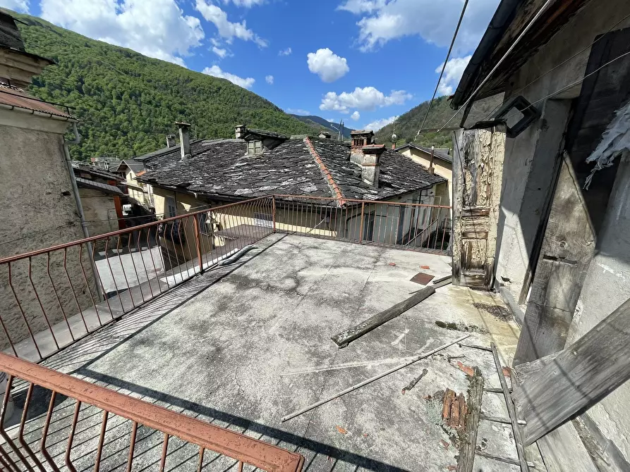 Immagine 3 di Porzione di casa in vendita  in Via Aldo Beltricco 18 a San Damiano Macra