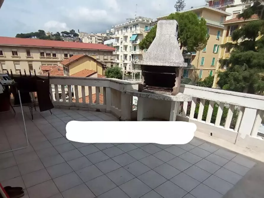 Immagine 9 di Pentalocale in vendita  in Via Giuseppe Giusti 18 a San Remo