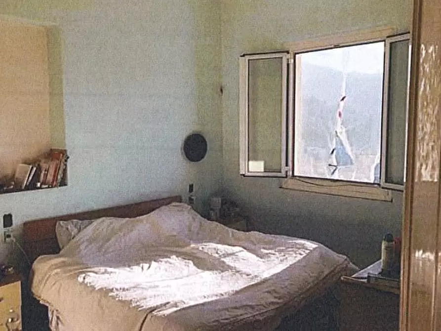 Immagine 5 di Pentalocale in vendita  in Via Pino di Murta 9 a Genova