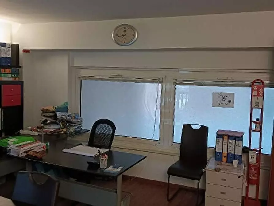 Immagine 6 di Locale commerciale in vendita  in Via Giacinto Macciò 9 a Busalla